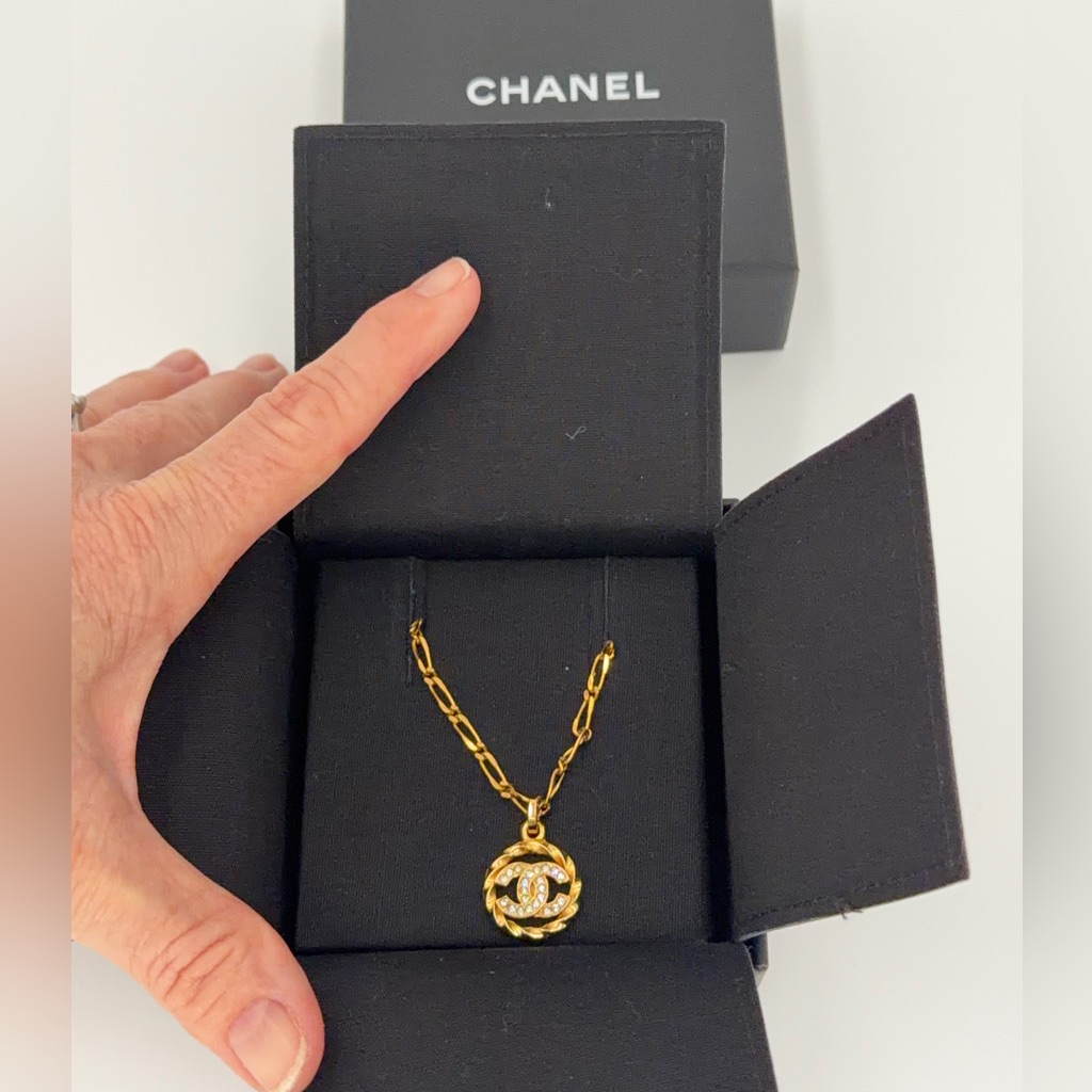 Chanel Vintage 1982 Gold-Tone Cc Pendant Necklace W/Box, Insert, And Coa!